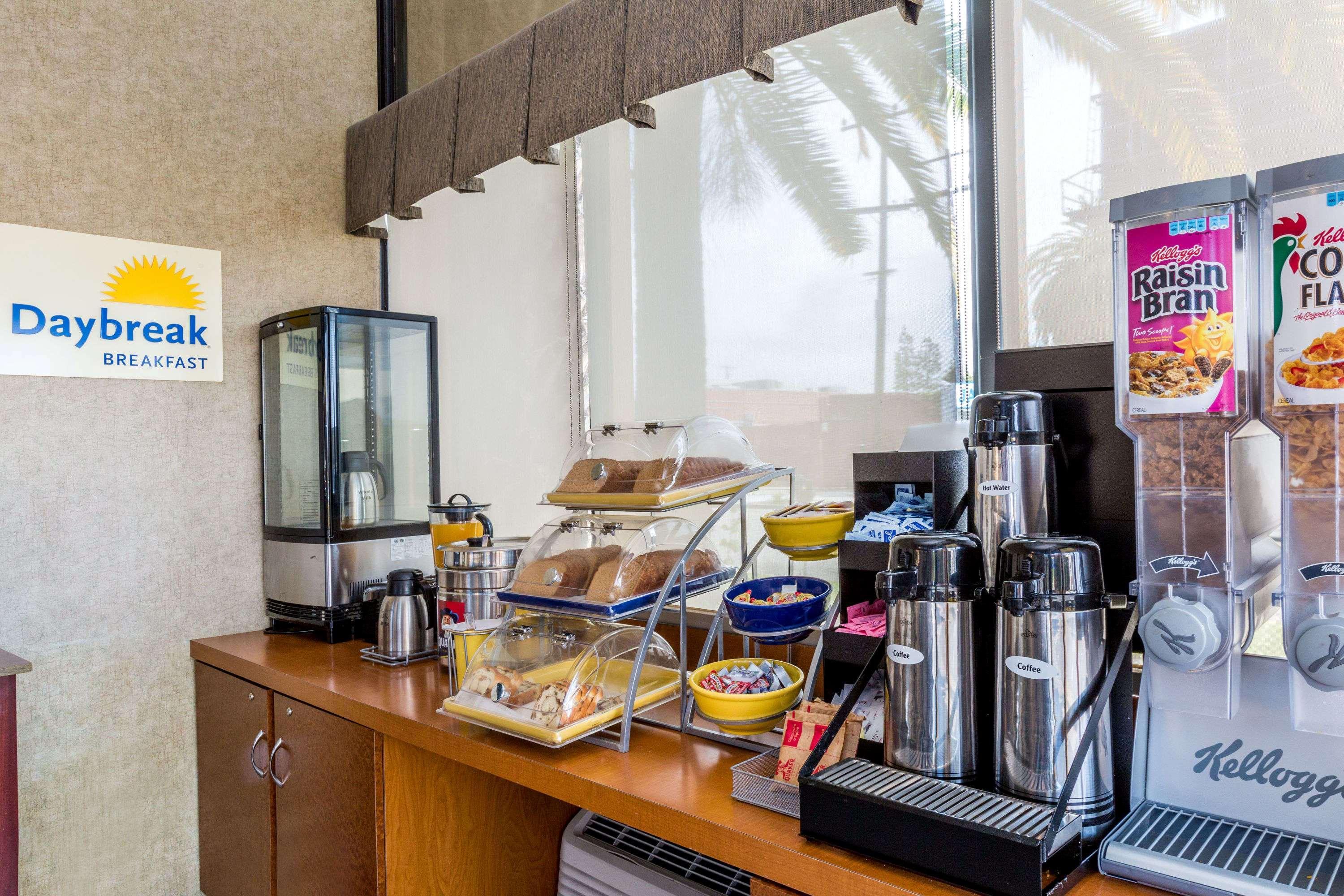 Days Inn By Wyndham Los Angeles Lax/Venicebch/Marina Delray Inglewood Kültér fotó