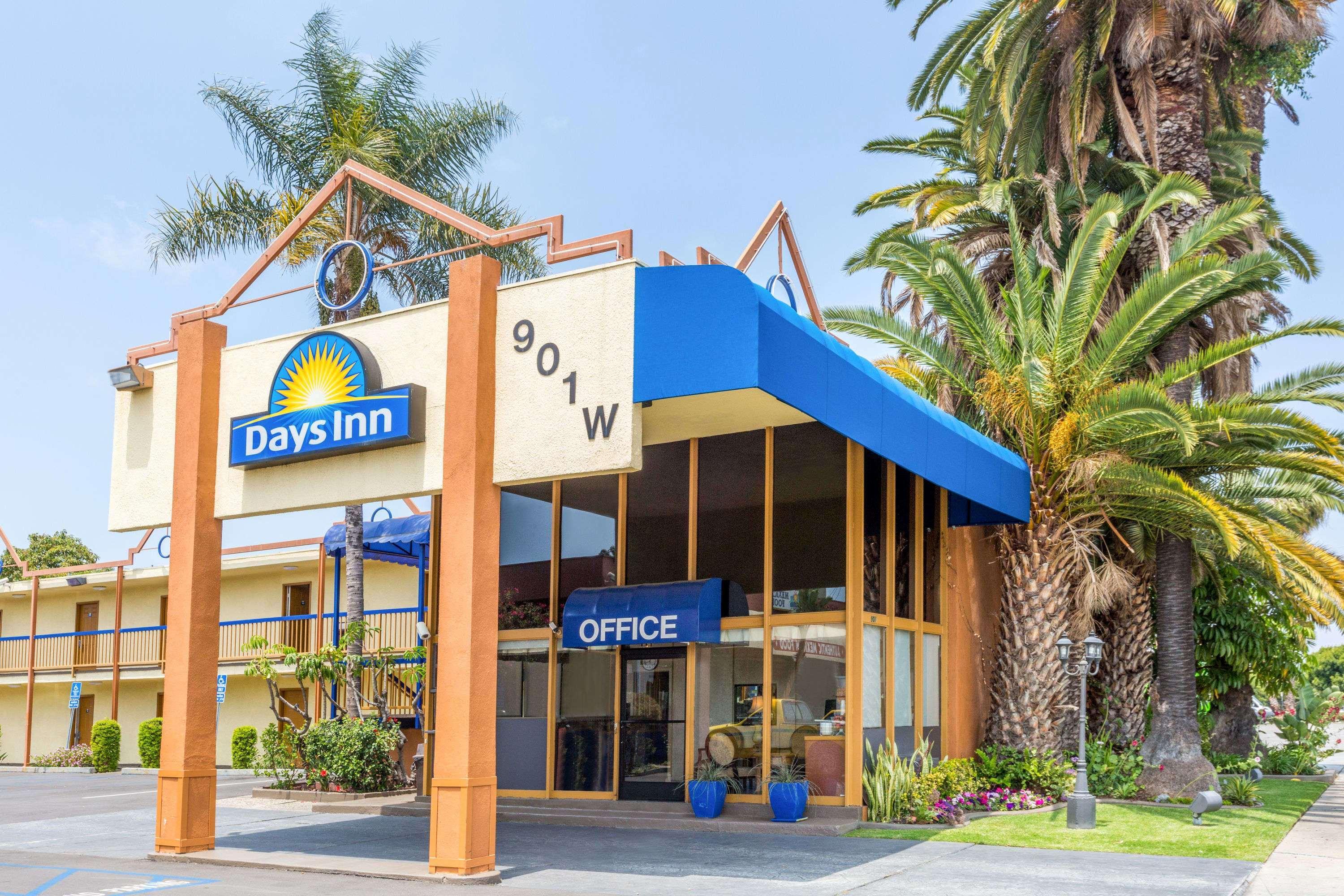 Days Inn By Wyndham Los Angeles Lax/Venicebch/Marina Delray Inglewood Kültér fotó