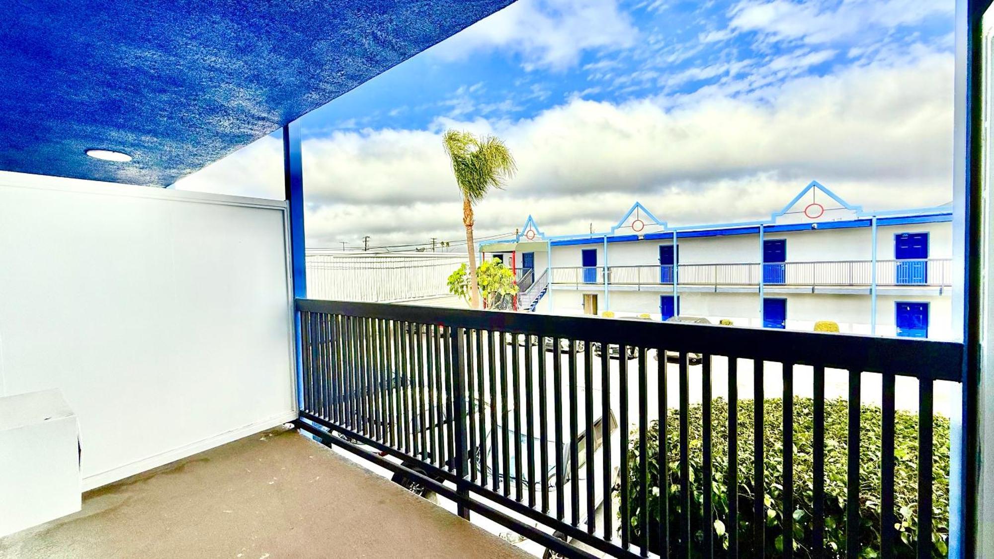 Days Inn By Wyndham Los Angeles Lax/Venicebch/Marina Delray Inglewood Kültér fotó